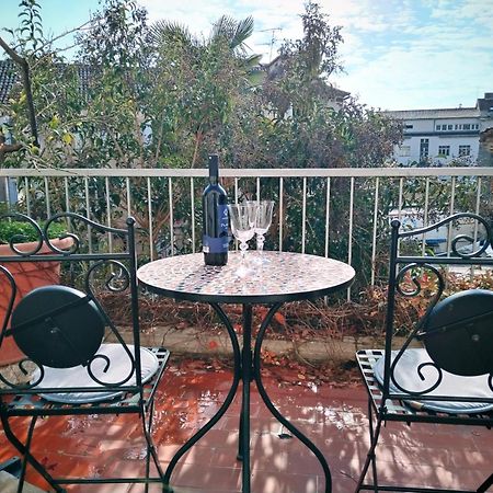 Sunny Terrace Apartment Split Room photo